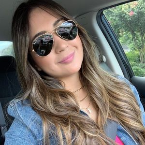 Meet your Posher, Janet